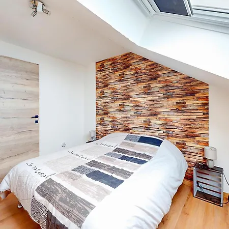 3 Bedroom Beautiful In Casa de Férias