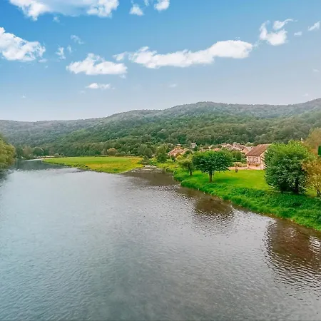 3 Bedroom Beautiful In *